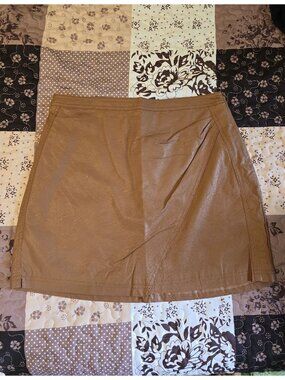 NWT Shinestar Brown Vegan Leather Mini Skirt Side Pleat Detail Size Medium